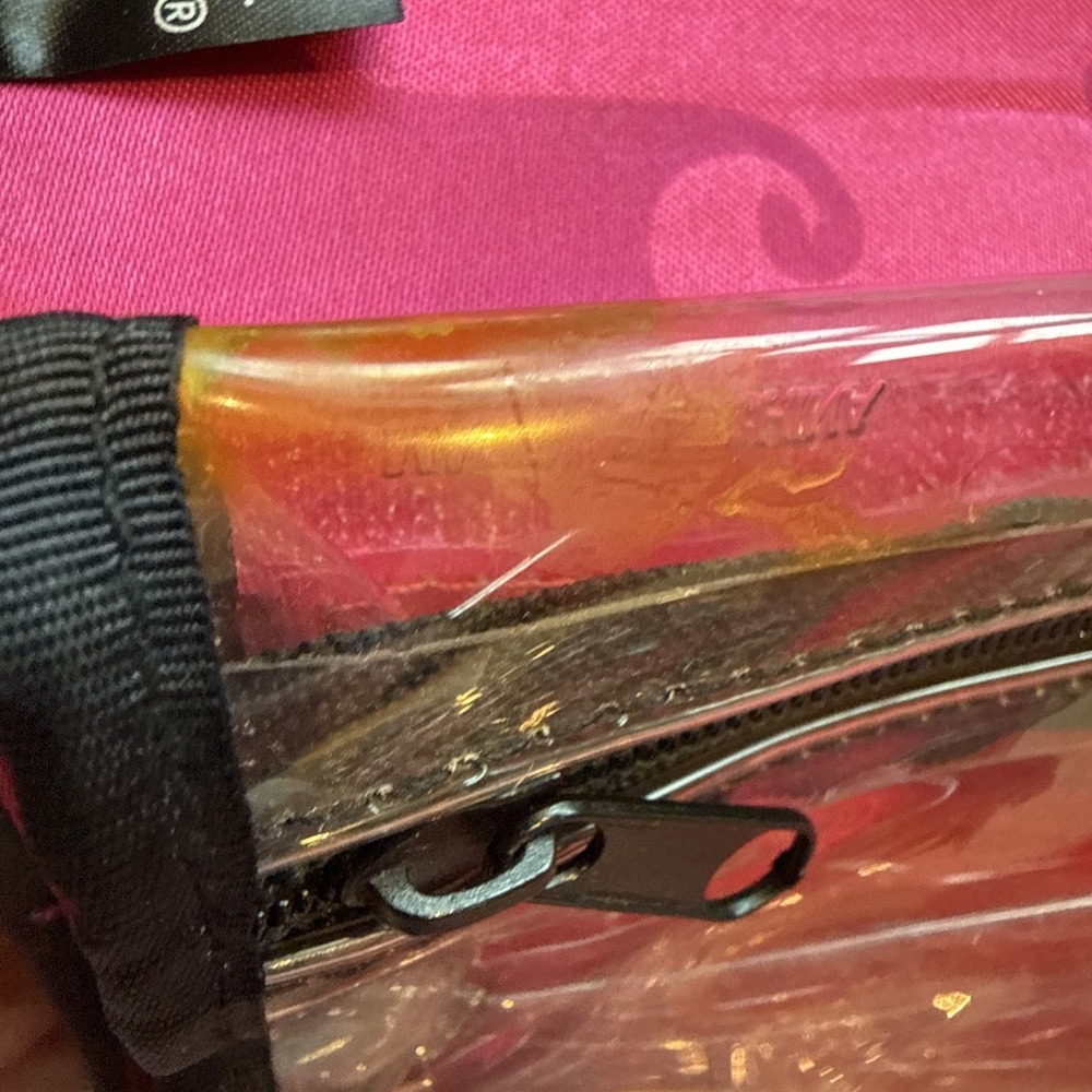 Mary Kay Roll Up Hanging Cosmetic/Toiletries Travel Bag with 4 Removable Pouches - Picture 5 of 6